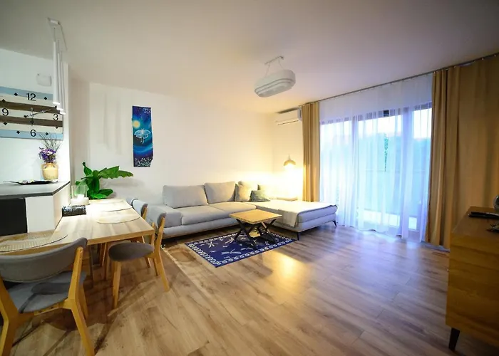 Via Marina Apartman *